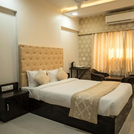 Hotel Dhavalgiri Thane Εξωτερικό φωτογραφία